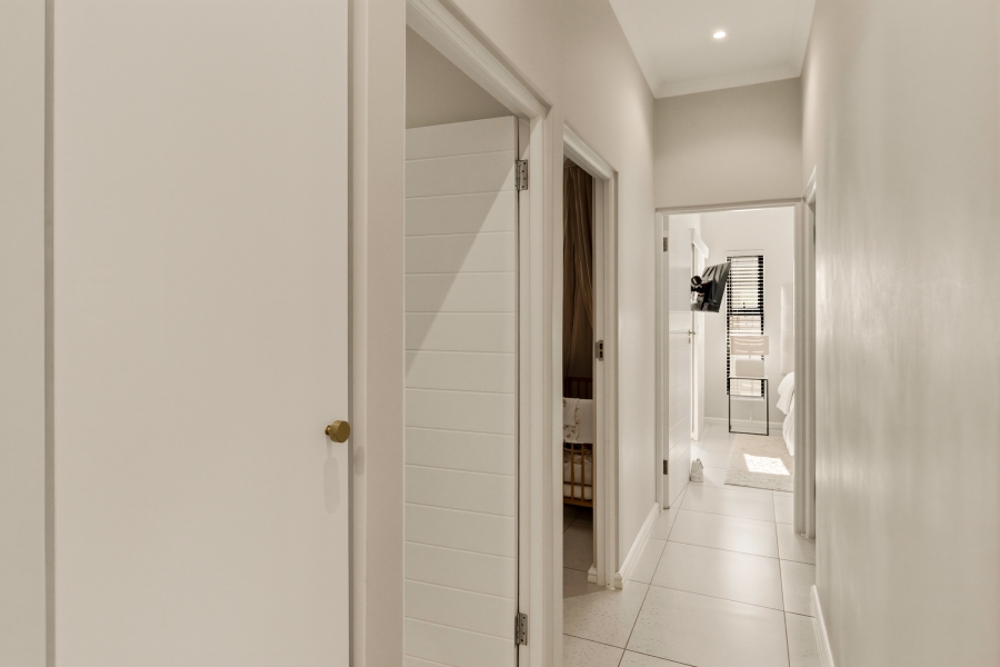3 Bedroom Property for Sale in Aan de Wijnlanden Western Cape
